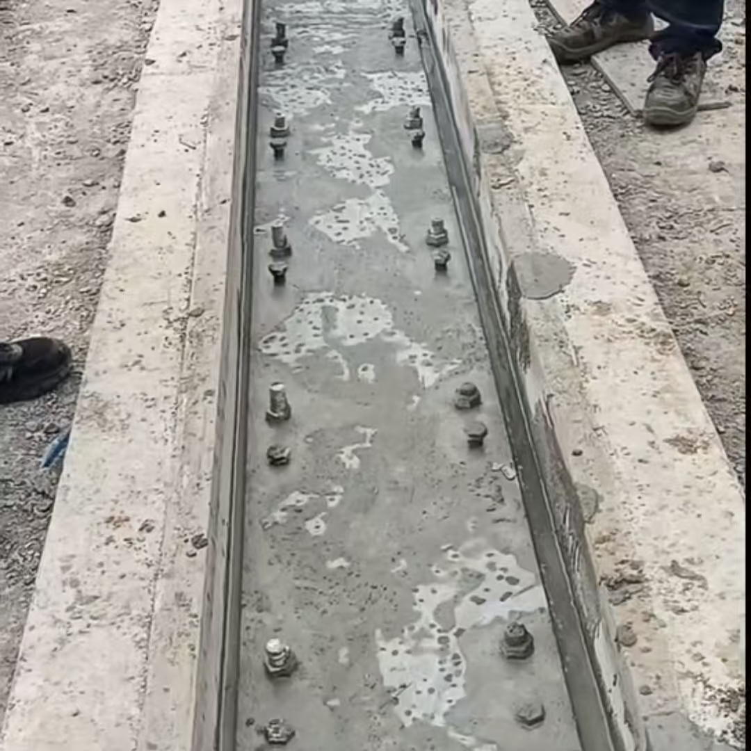 离石港口码头起重机龙门吊重型机械设备稳固用早强快凝轨道胶泥
